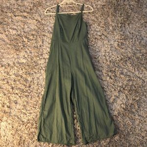 Green linen Old Navy jumpsuit (never worn)